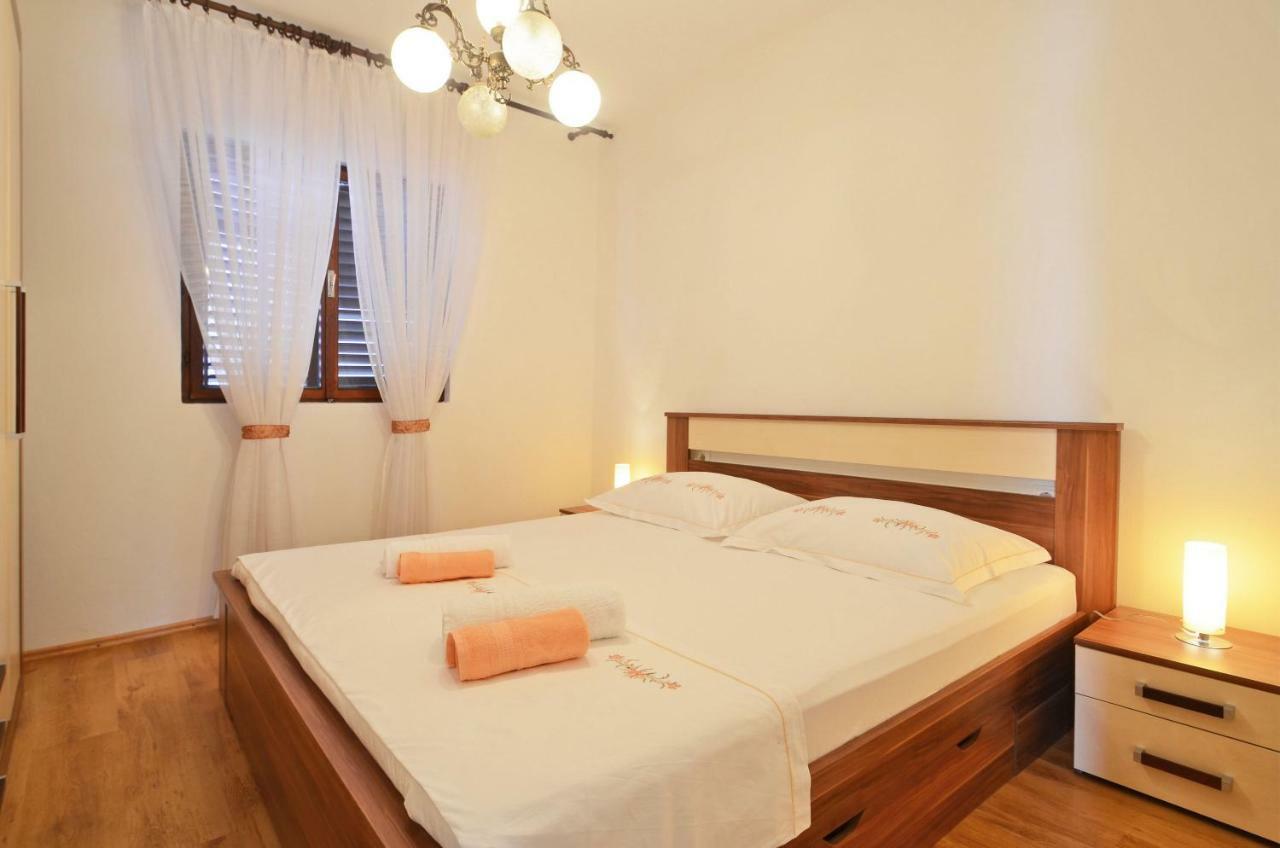 Apartment Jakov Grscica Prizba Exterior foto